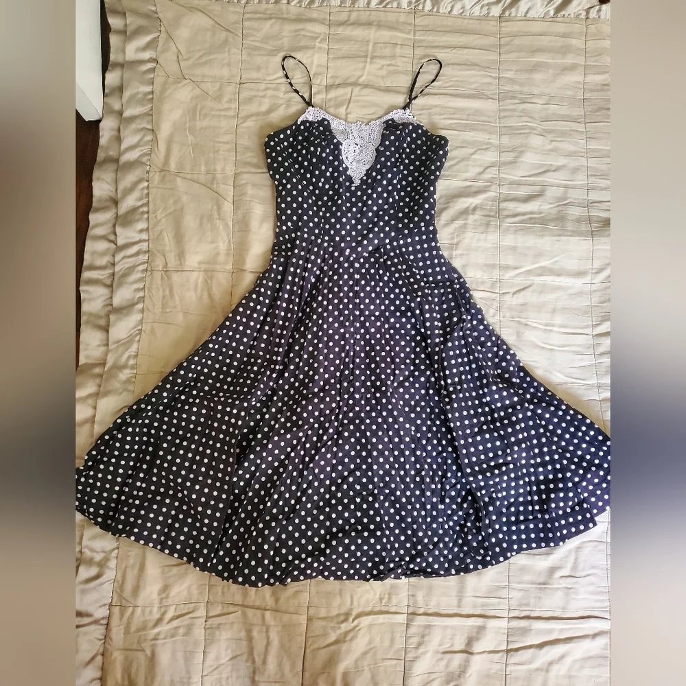 Vintage Dress - Picture 1 of 5
